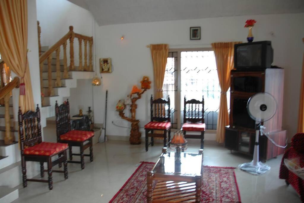 La Paz Coorg Homestay At Madikeri Town Eksteriør billede